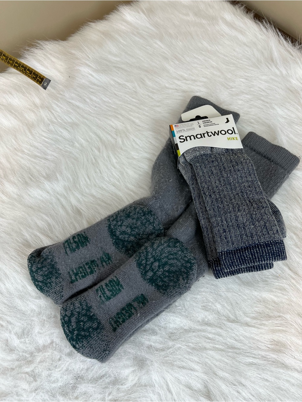Filson and Smartwool Men's  warm Hiking skiing Socks large